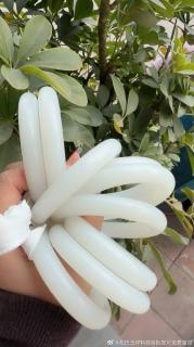 和田玉白玉手镯新品,脂白肉细,精品