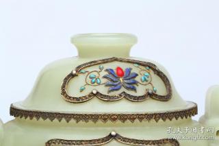 清代 和田玉香炉 镶嵌银鎏金,镶嵌绿松,青金石拼接花卉图案,一流好炉