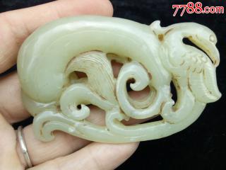 清代白玉把件雕工精致